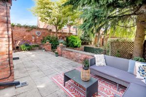 Photo 18- click for photo gallery